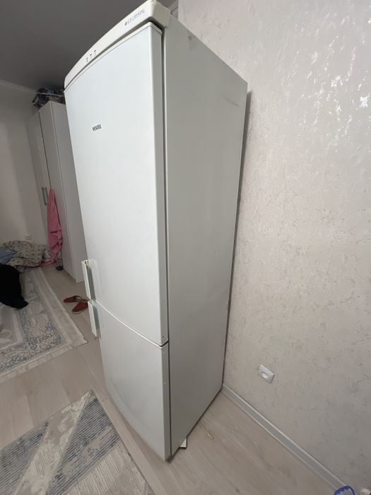 VESTEL  холодилник работает