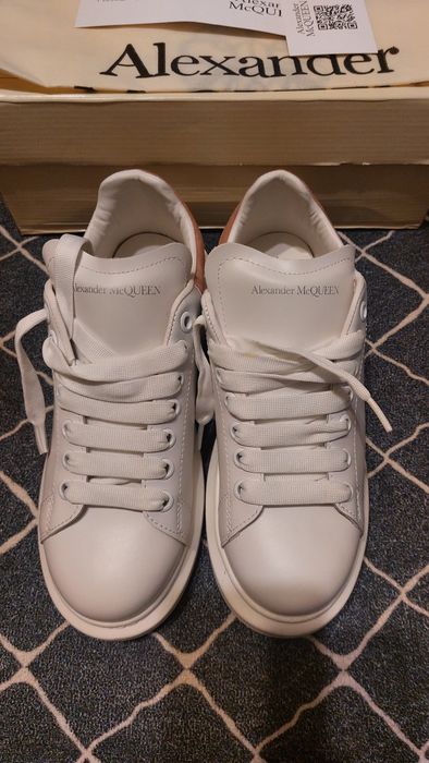 Sneakerși Alexander Mcqueen