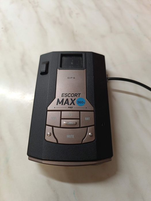 Detector radar Escort Max 360c sageti wifi bluetooth oled