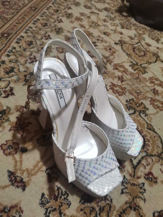 Туфли от BRUNA BUFFALO 35 размер