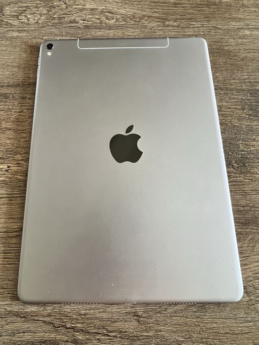 Продам планшет ipad pro