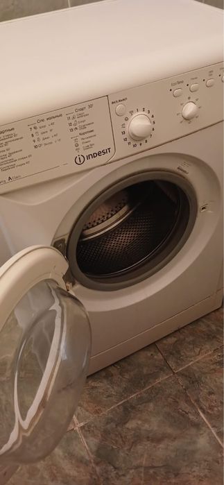 Срочно продам стиральную машину
