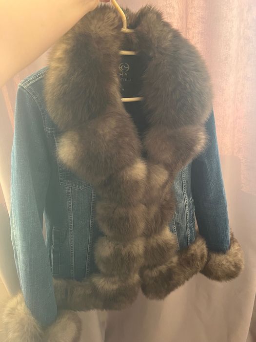 Джинсовая куртка с мехом