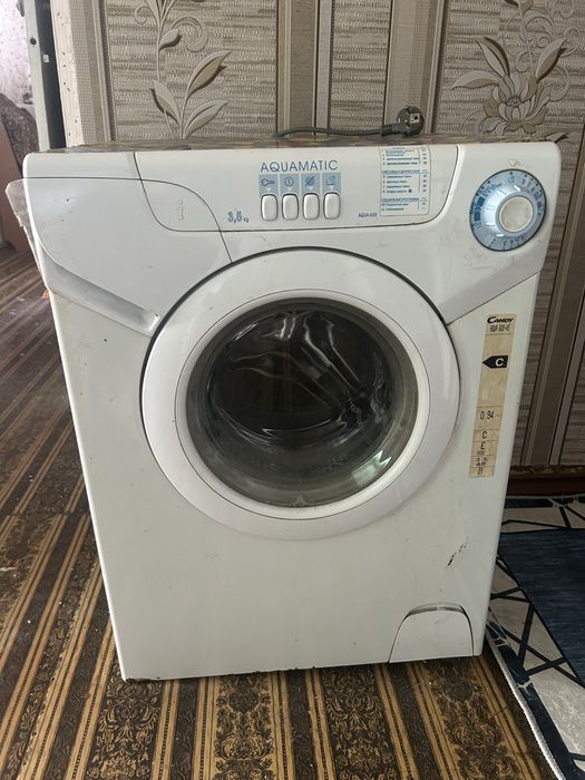 Продам стиральную машинку