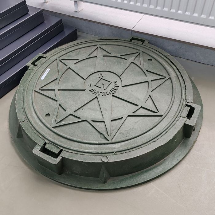 Калодец учун люк. Полимерний ландшафт ва калодец