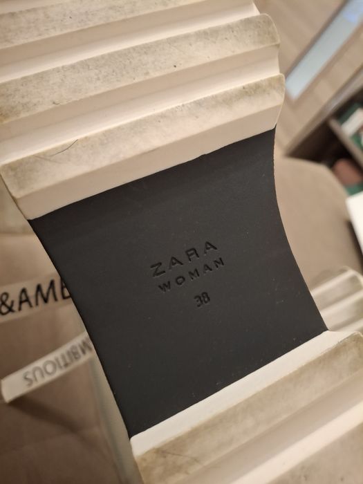 Продавам дамски обувки Zara номер 38 почти нови