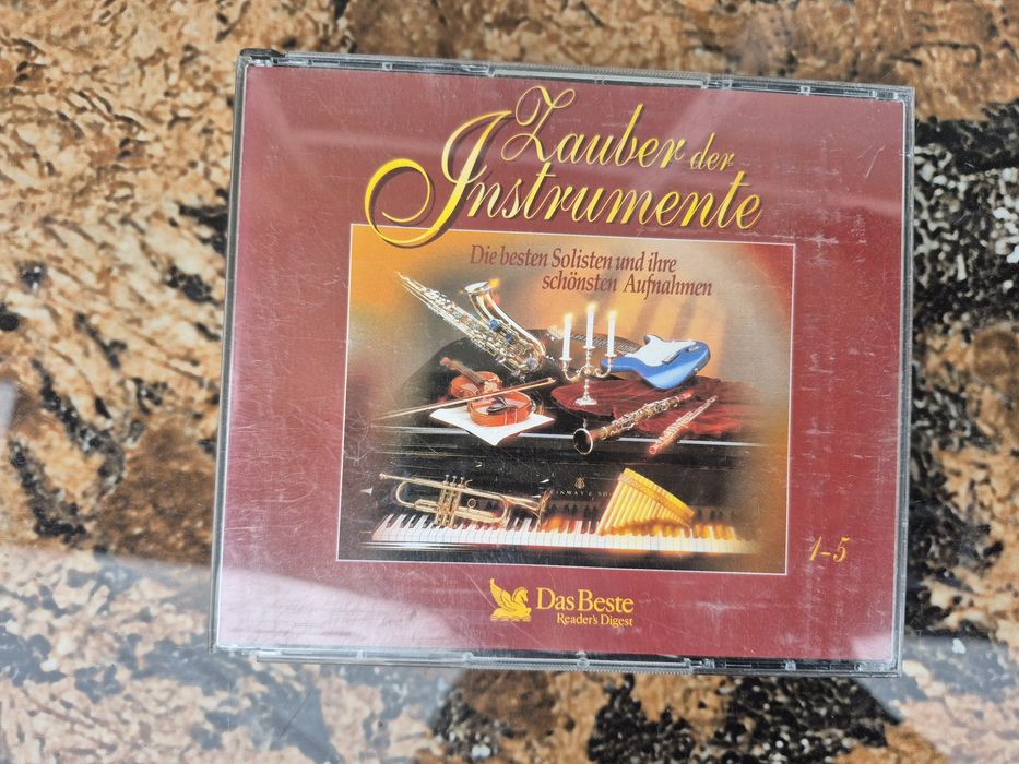 Vând Lot 16 CD cu muzică clasică mixta made in Germany 

Artiști:

- F