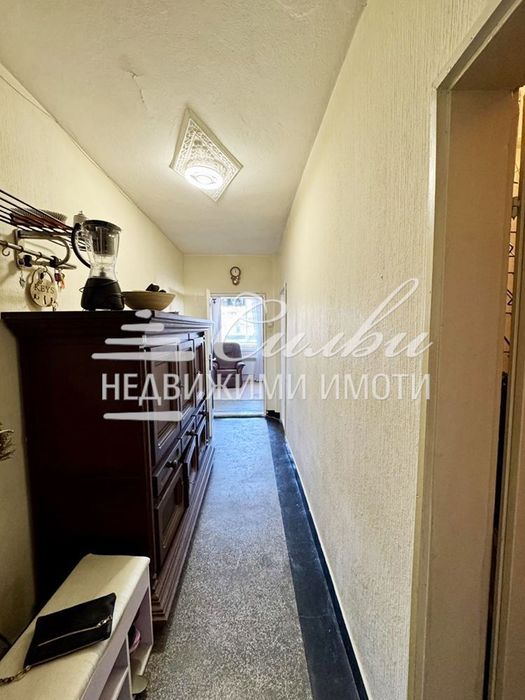 Продава се Тристаен апартамент в Шумен, Добруджански - 75 кв.м за 918 €/кв.м - Снимка #6