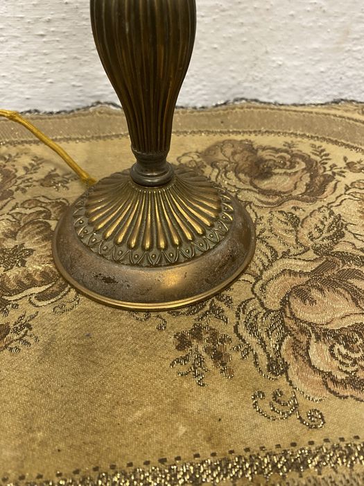 Настолна лампа месинг класически стил Италия 1955 1965