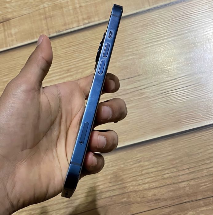 iPhone 13 128 GB 80 AKB