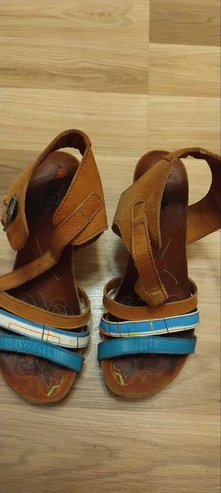 Летни сандали марка ART