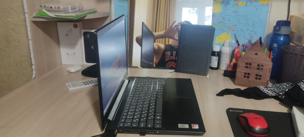 Ноутбук Леново .