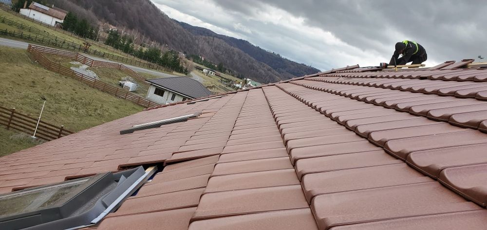 Reparații și acoperișuri