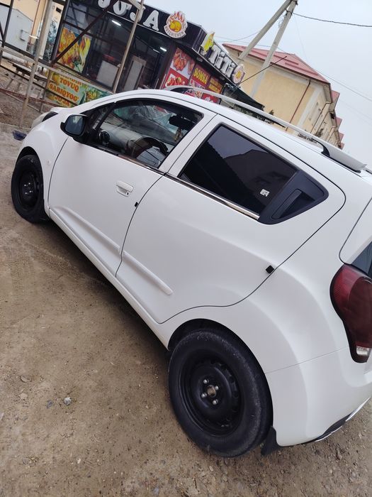 Spark 2017 avtomat sotildi 7600$