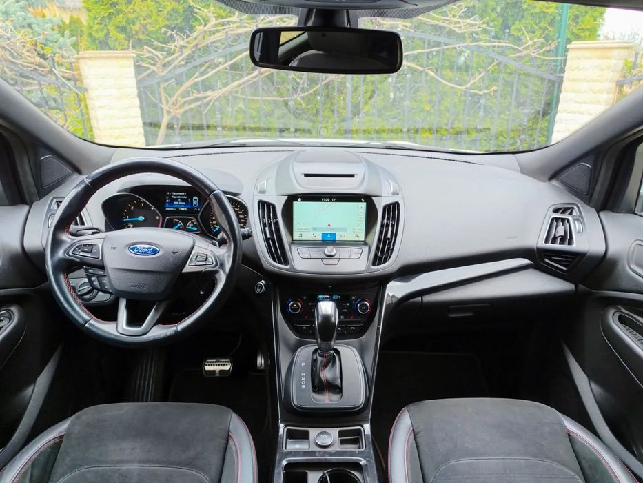 Ford Kuga ST-Line, AWD, Powershift