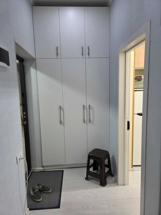 Свой 1/6/6.  УзБум, Дустлик метро.