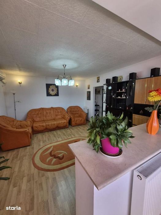 3 Camere Crangasi/Giulesti Centrala Proprie Bloc reabilitat — fotografia 1