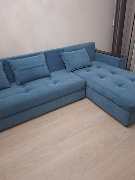 Диван угловой с ящиком