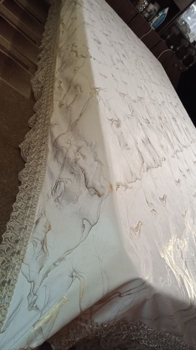 Оптим нархда дастурхонлар бор