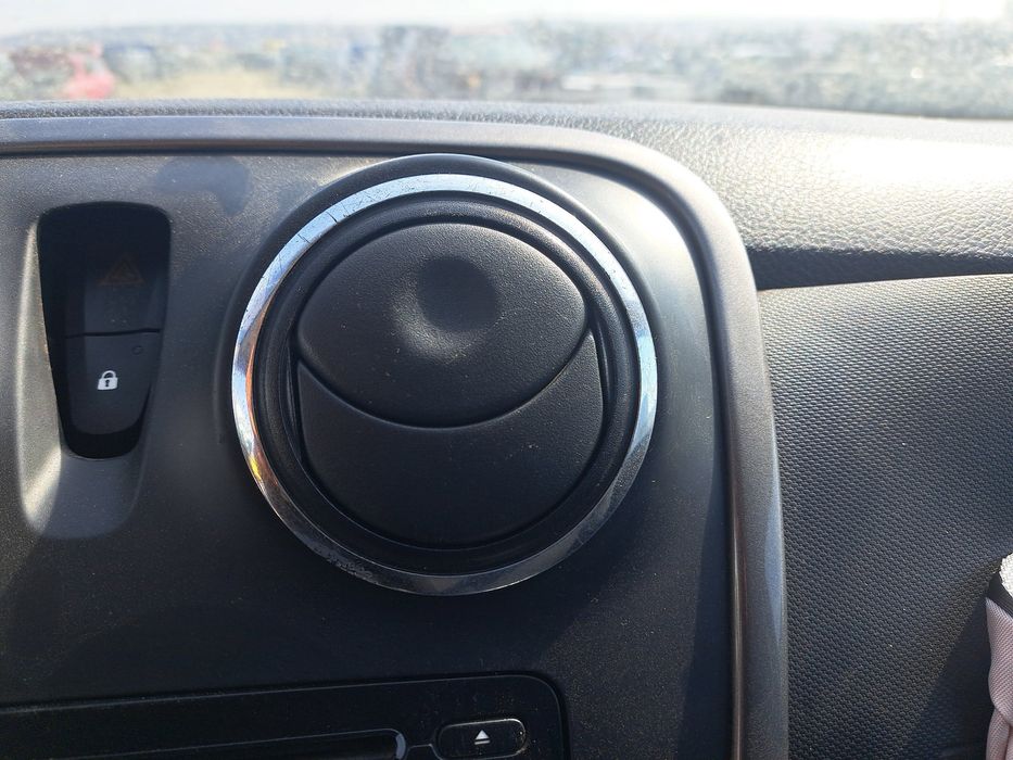 Grila aerisire centrala dreapta Dacia Logan 2 [Fabr 2012-2020] OEM
