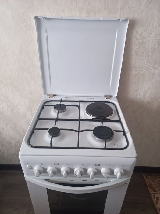 Продам газовую плиту INDESIT