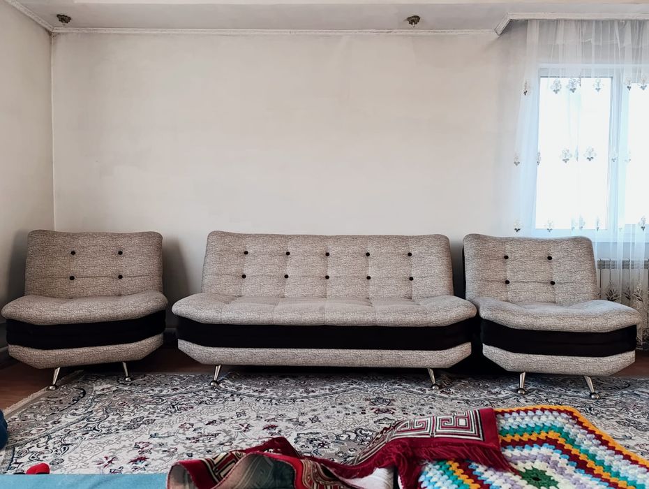 Продаю диван с 2креслами