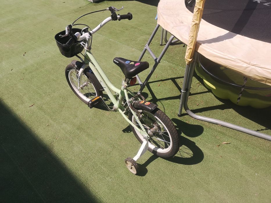 Детски велосипед Makani 16" кошничка и помощни колелета