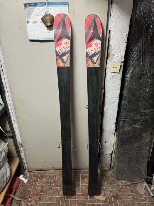 Ски ATOMIC PANIC VS vantage series