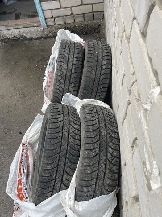 Продам шины не дорого