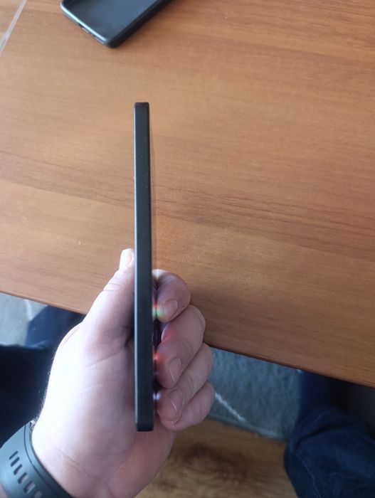 Продавам Xiaomi Redmi Note 13 4G