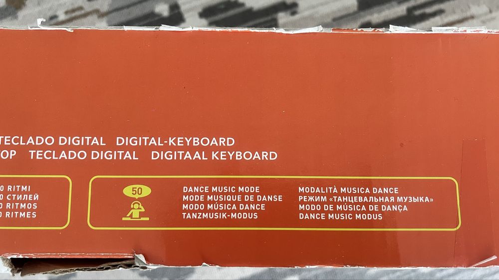 Продам синтезатор Casio