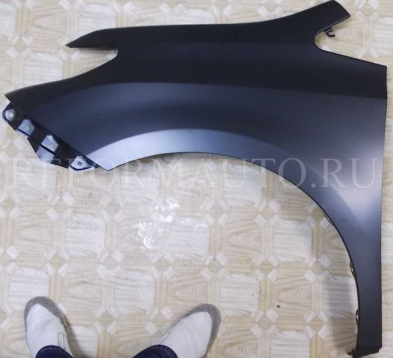 Крыло передний Тойота Сиенна 2011-/Toyota Sienna 2011-