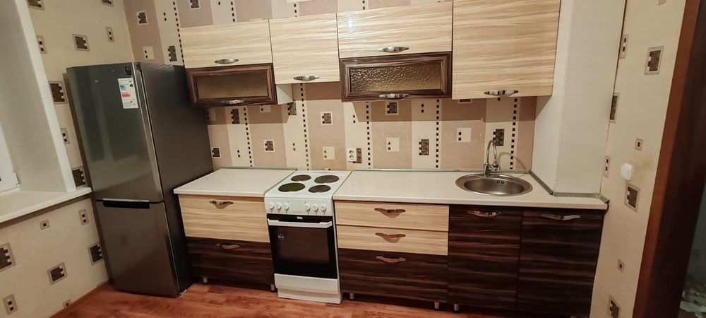 Продам холодильник и плитку