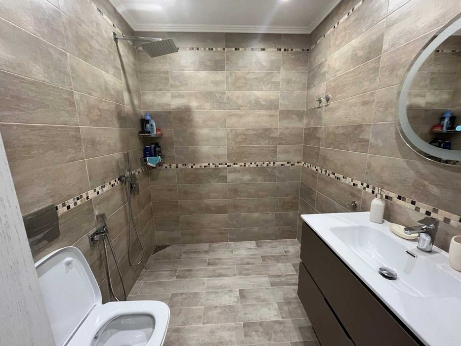 Дава се под наем Двустаен апартамент в София, Гоце Делчев - 65 кв.м за 510 € - Снимка #6