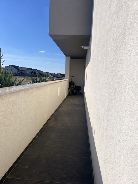 Vand apartament cu 2 camere
