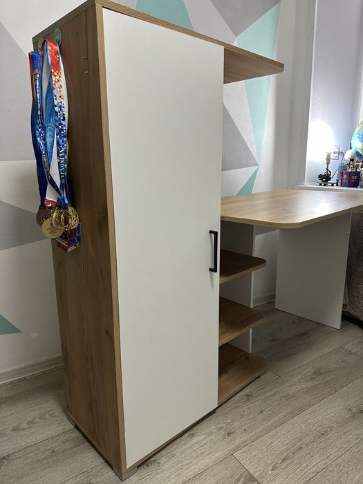 Стол ученический