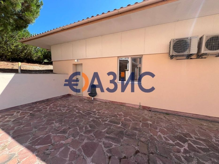 Продава се Тристаен апартамент в Созопол - 124 кв.м за 823 €/кв.м - Снимка #12