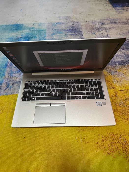 laptop Hp Elitebook 850 -g6, full hd, tast luminata, i5 gen 8, 8 gb, frumos