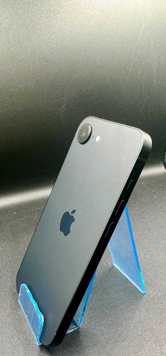 Hope Amanet P5 iPhone 16E / 128GB / BATERIE 100% / 125 Cicluri De Incarcare / Lovit Colt