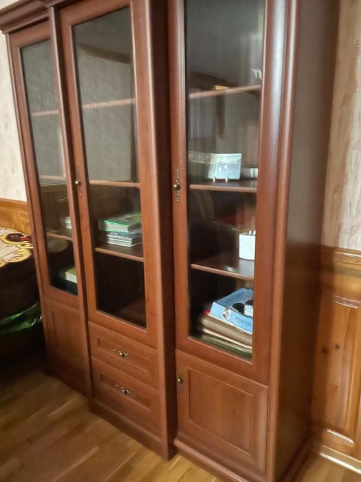 Шкаф книжный, либо для посуды