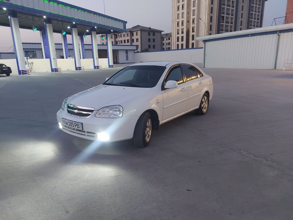 Shevralet Lasseti 1.8