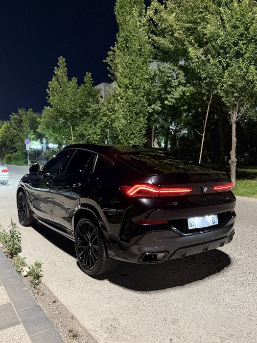 BMW X6 40i  Xdrive