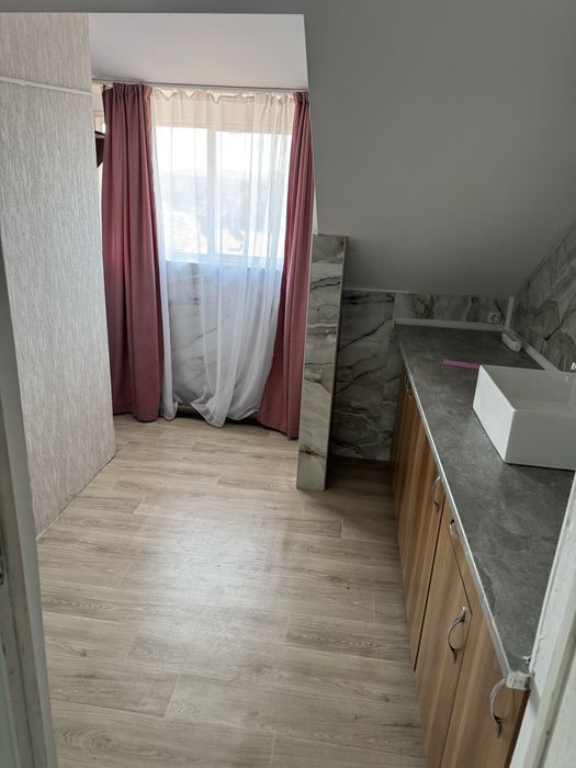 De inchiriat SPATIU COMERCIAL-BIROU