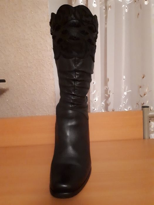 Сапоги кожа натуральная цигейка  Турция  новые