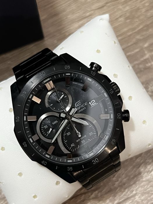 Часовник casio edifice