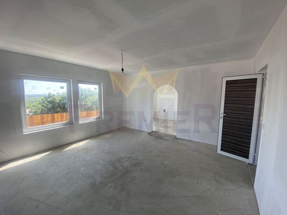 Продава се Къща в Варна, м-т Боровец - юг - 160 кв.м за 875 €/кв.м - Снимка #1