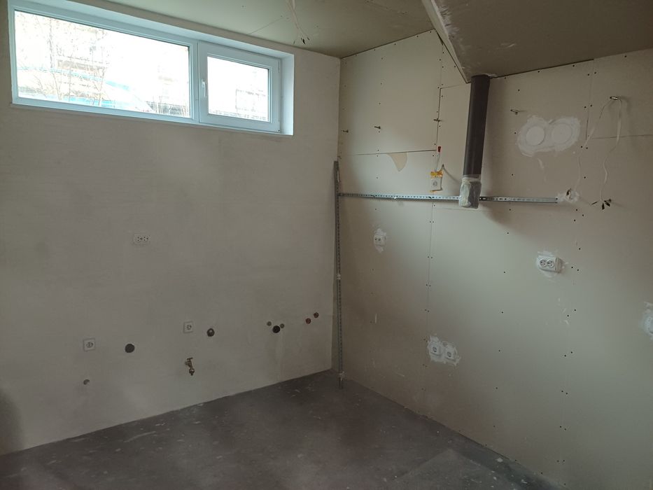 Продава се Четиристаен апартамент в Кърджали, Възрожденци - 94 кв.м за 1118 €/кв.м - Снимка #10