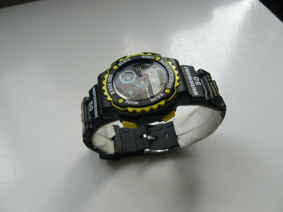 Ceas Barbati DIGI-TECH DT102911 RACE 100 Original Quartz Nou In Cutie