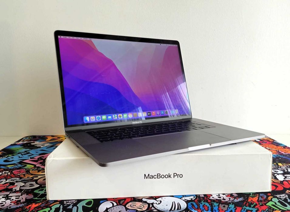 Laptop Macbook PRO 2Tb ssd 15 inch A1707 Quad-Core i7 16 GB RAM