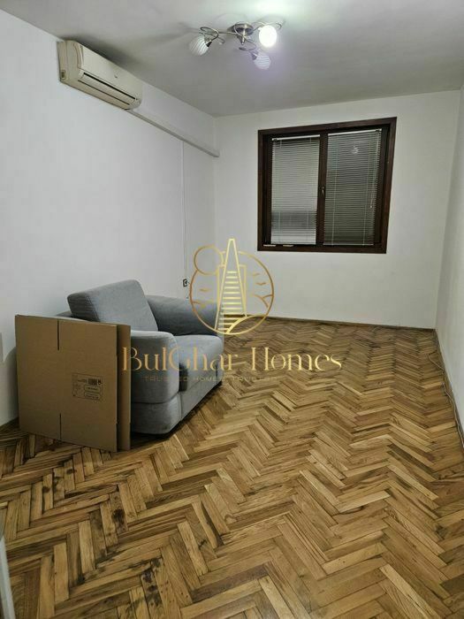 Дава се под наем Двустаен апартамент в Варна, Цветен квартал - 54 кв.м за 348.84 € - Снимка #4